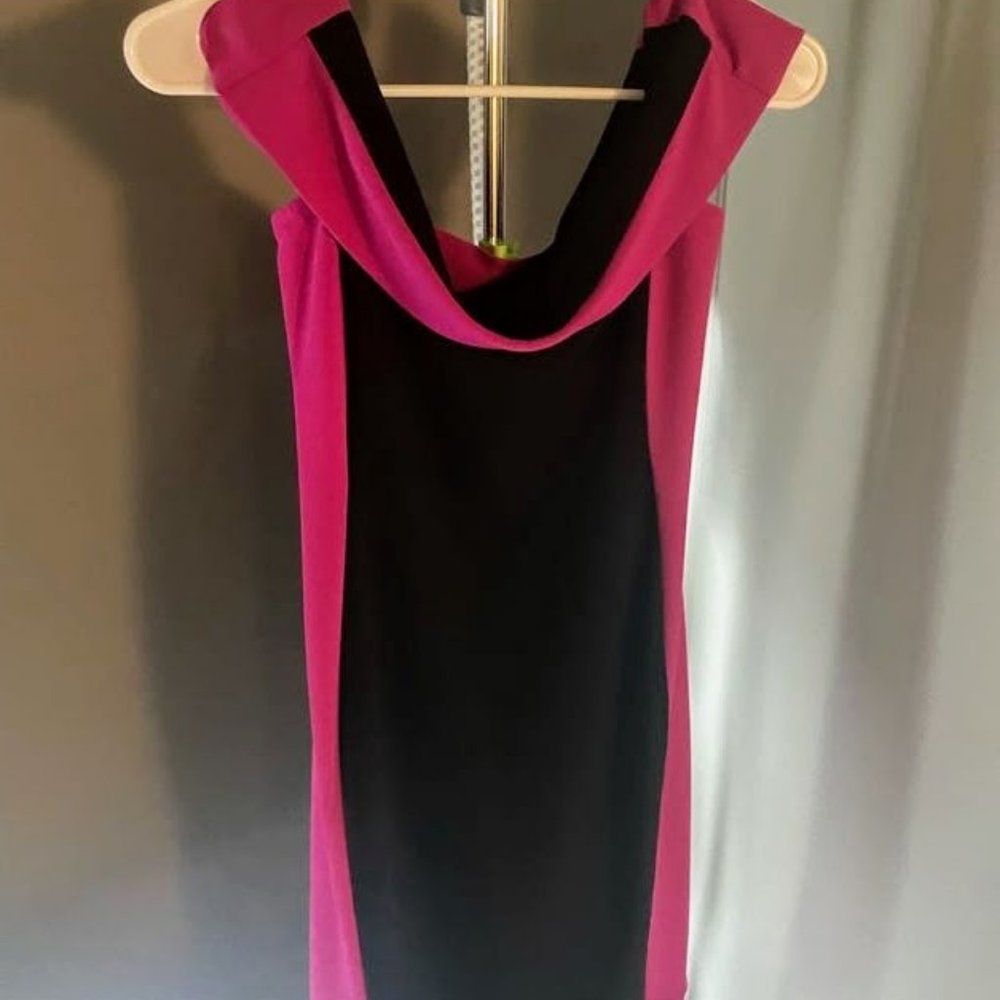 VENUS Black/hot pink paneled dress